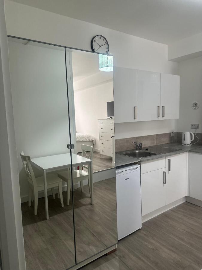 High Barnet Studio Flat Екстер'єр фото