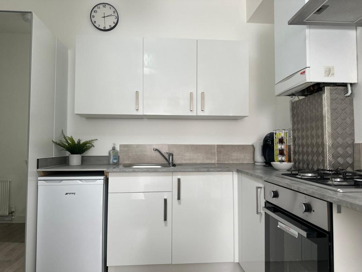 High Barnet Studio Flat Екстер'єр фото